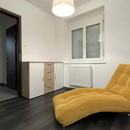 Pecsiapartmanok - K2 Apartman * Pécs