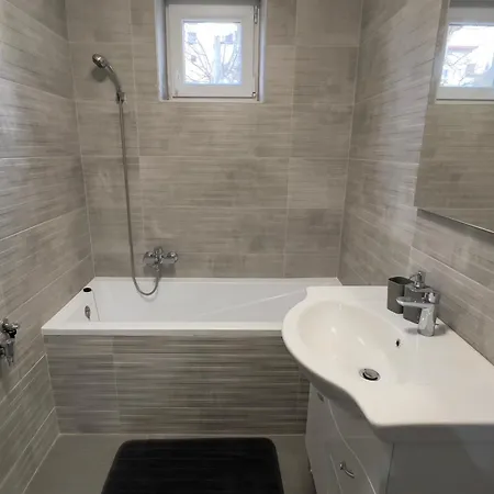 Apartment Pecsiapartmanok - K2 Apartman